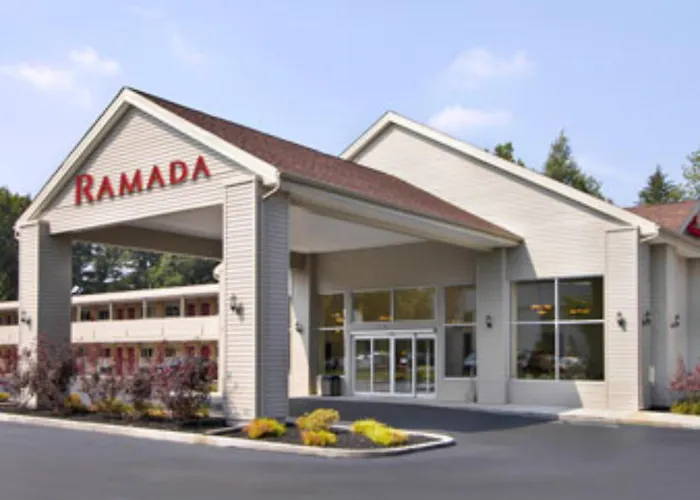 Ramada By Wyndham Cleveland Airport West