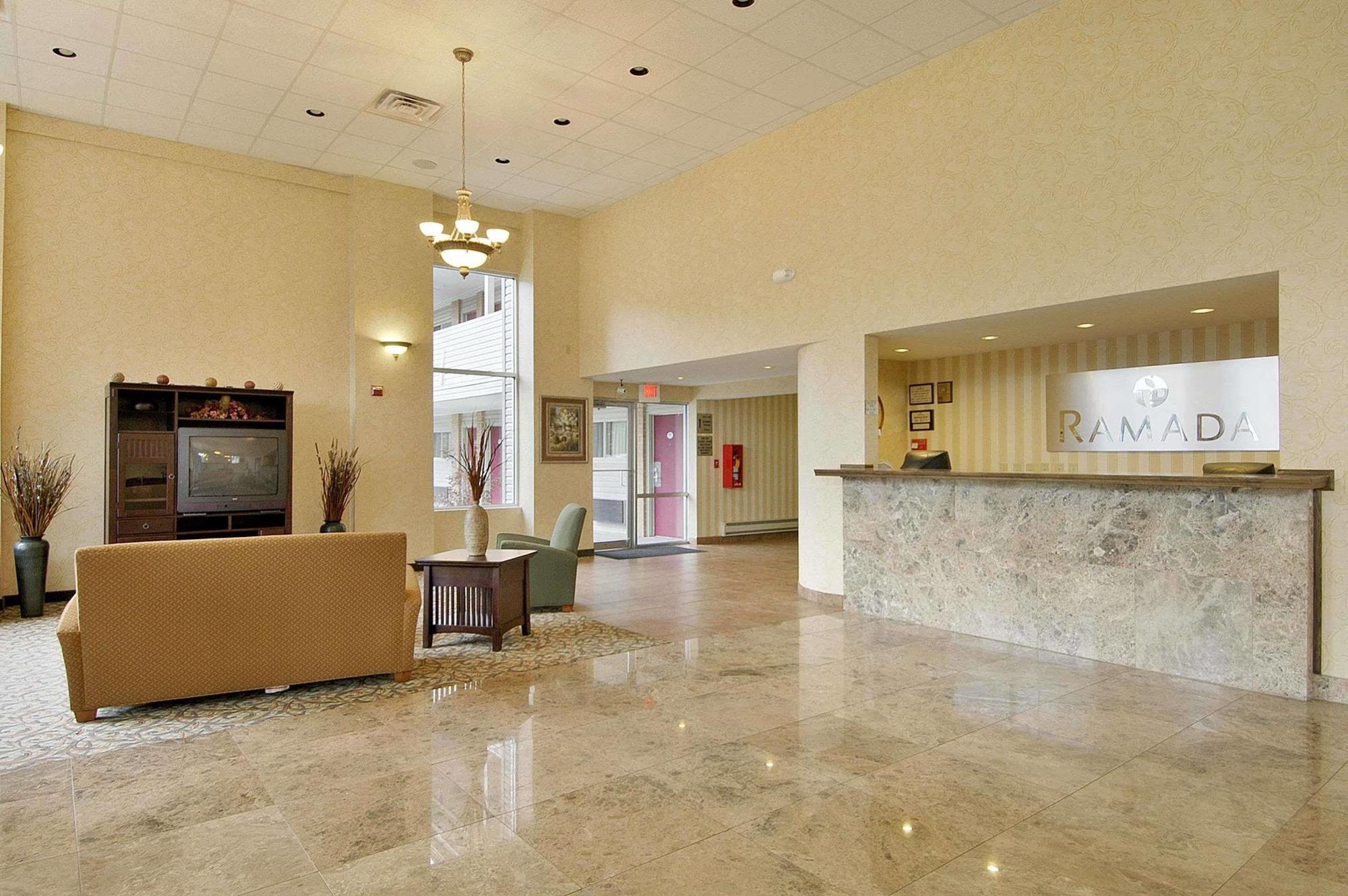 Ramada By Wyndham Cleveland Airport West Motel Fairview Park